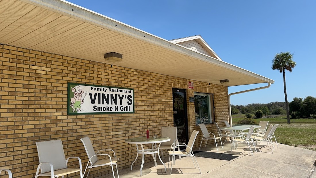 Vinnys Smoke N Grille